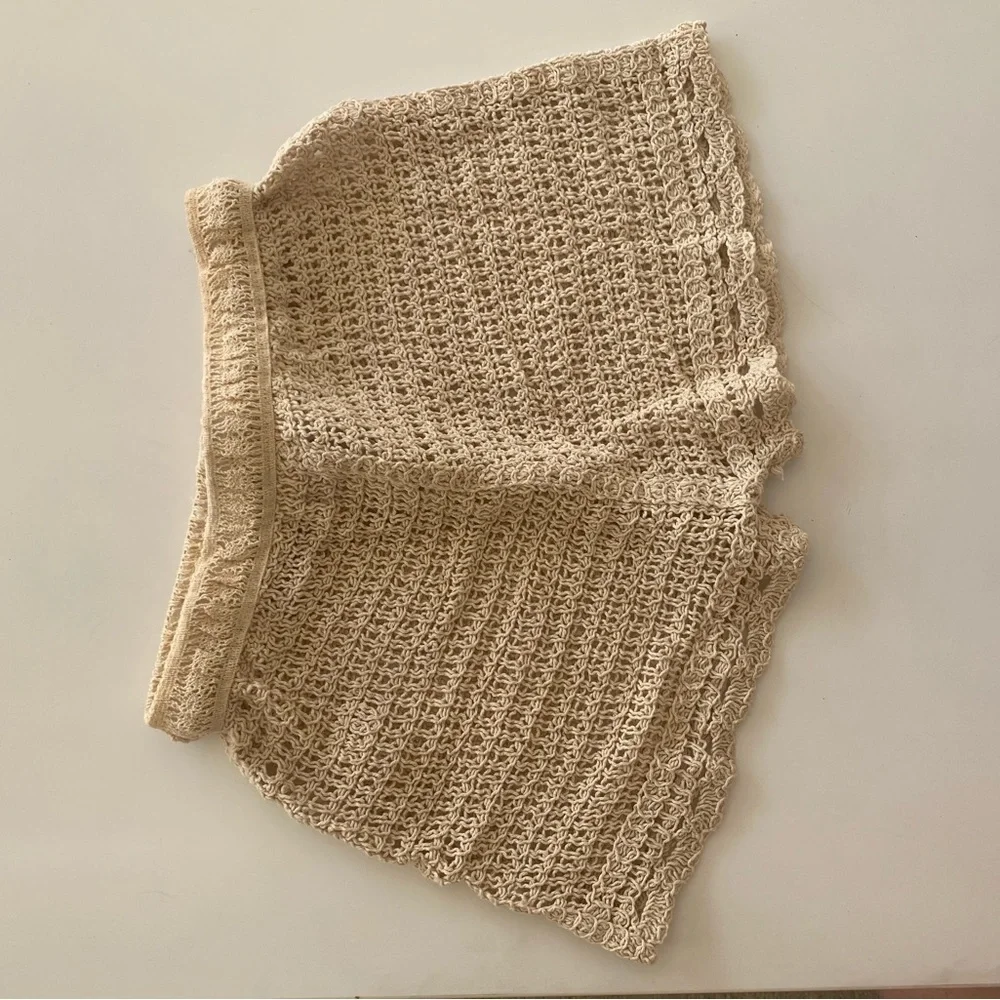 Sans Souci Knit Shorts - Picture 7 of 8